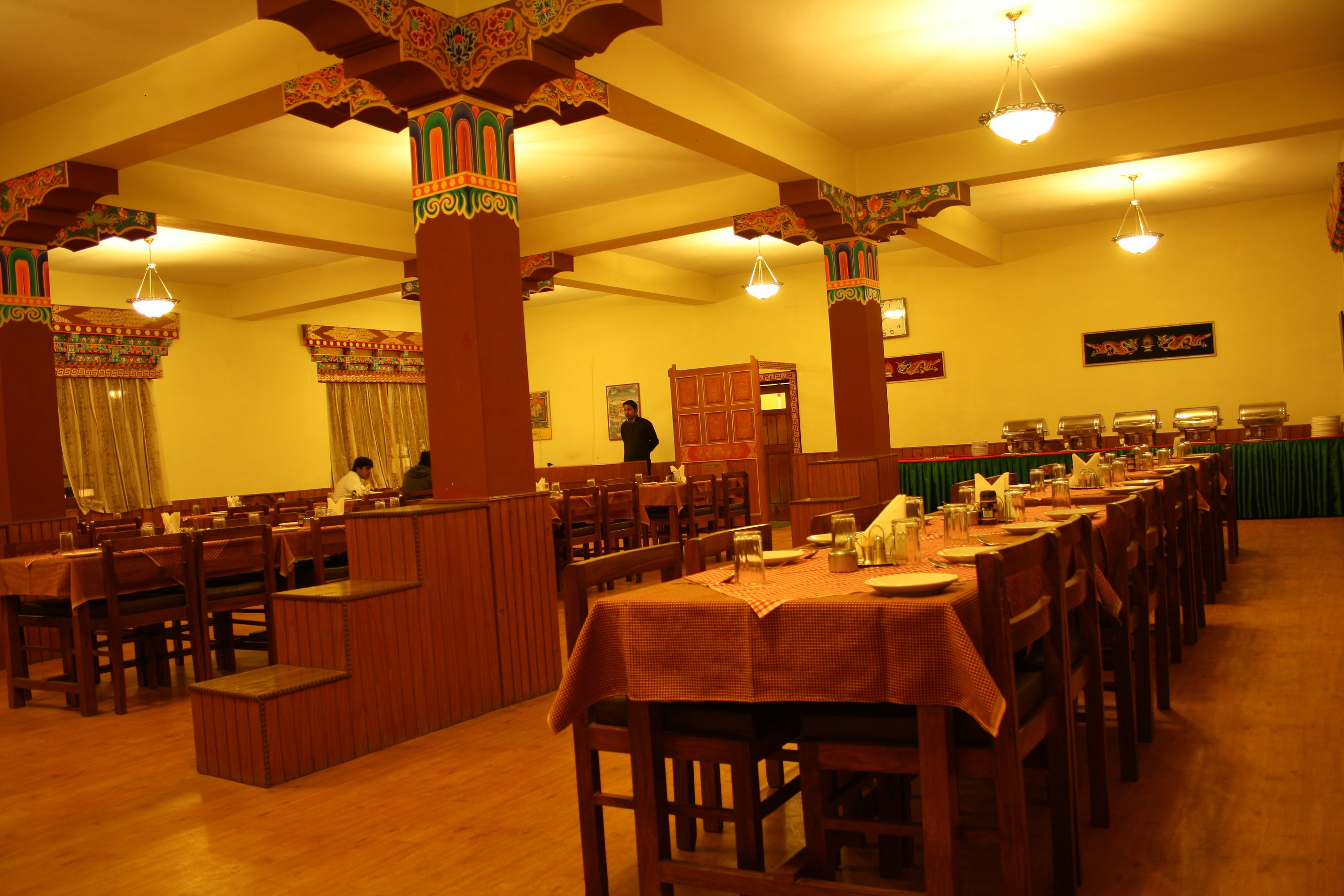 The Kang Lha Chen Hotel Leh Restaurant