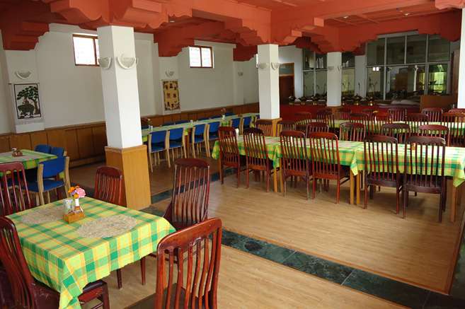Khangri Hotel Leh Restaurant