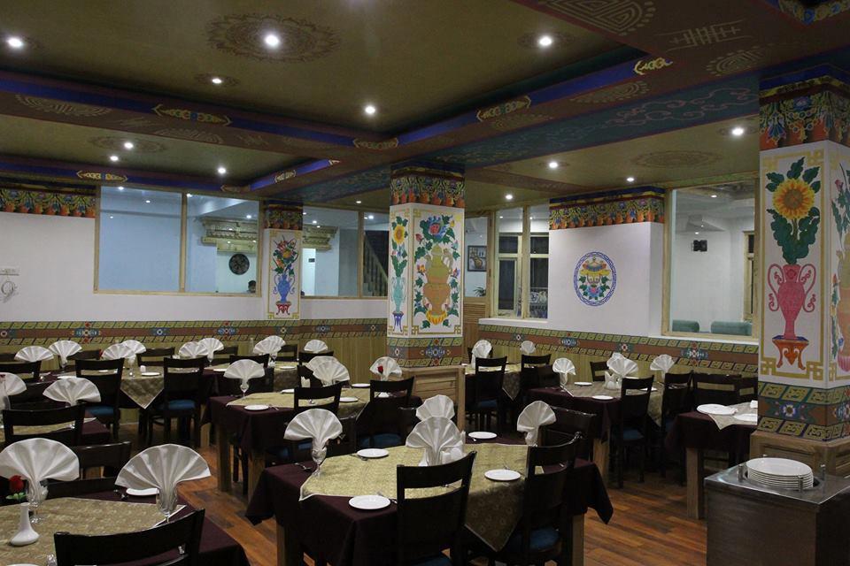 Chonjor Residency Hotel Leh Restaurant