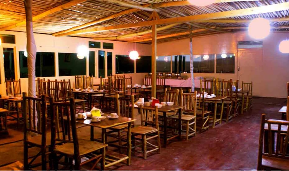 Luna Paradise Camp Leh Restaurant